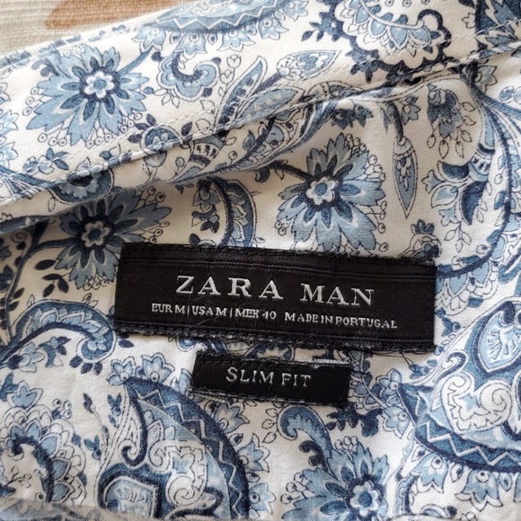 Zara Medium shirt slim fit - Picture 2 of 2